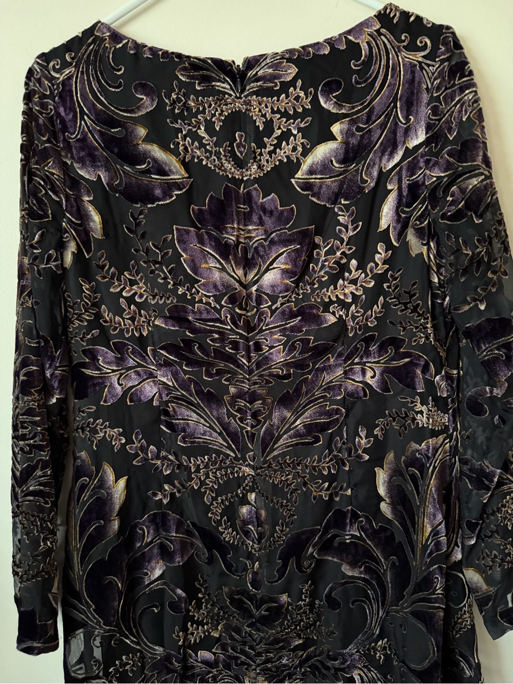 Vince Camuto Black & Purple Velvet Burnout Long Sleeve Shift Dress - Picture 7 of 9